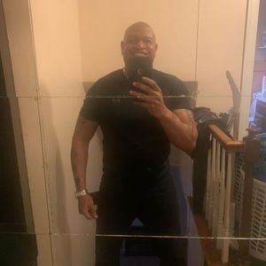 Meet your Posher, Derek